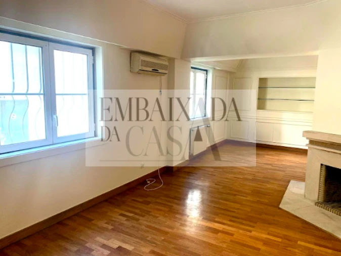 Apartamento T2 para Venda em Misericórdia Foto 11