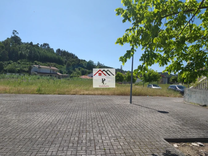 Terreno para Venda em Taveiro, Ameal e Arzila Foto 3