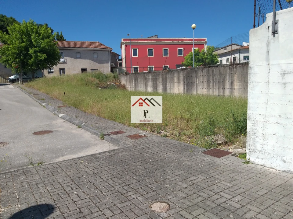 Terreno para Venda em Taveiro, Ameal e Arzila Foto 19