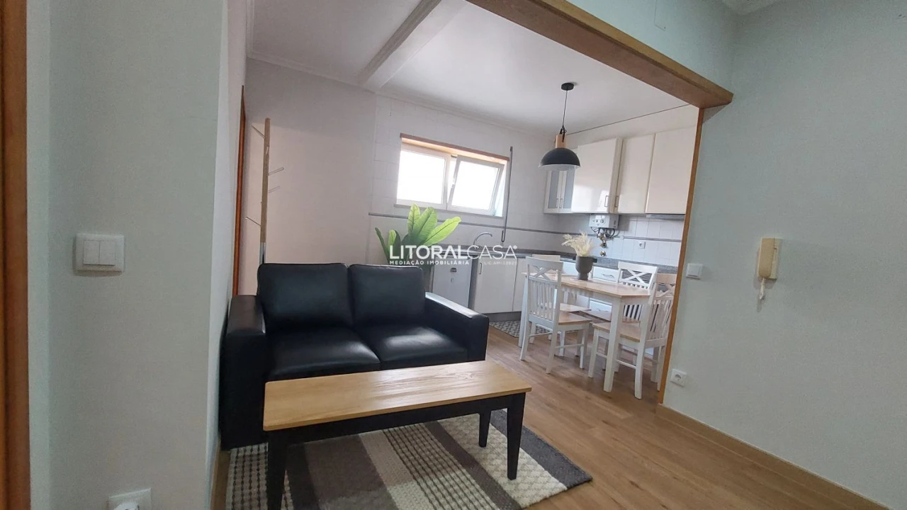Apartamento T1 para Venda em Buarcos Foto 11