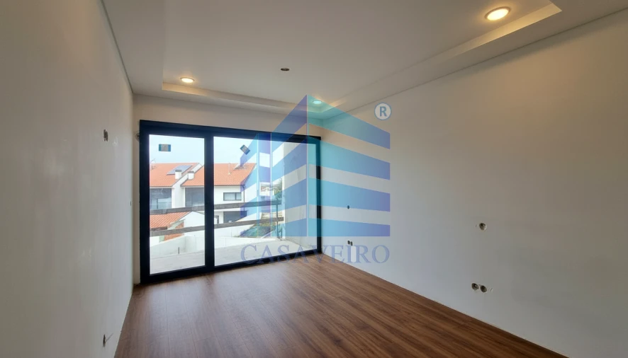 Apartamento T2 para Venda em Aradas Foto 7