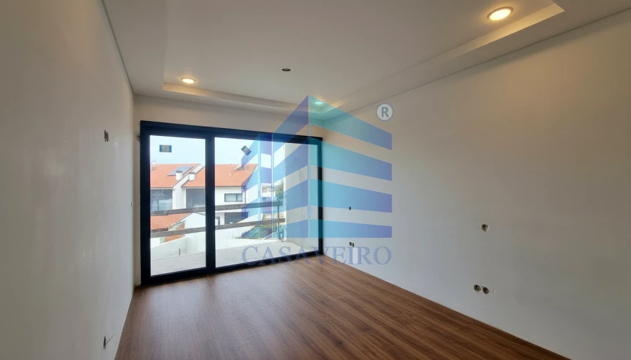 Apartamento T3 para Venda em Aradas Foto 5