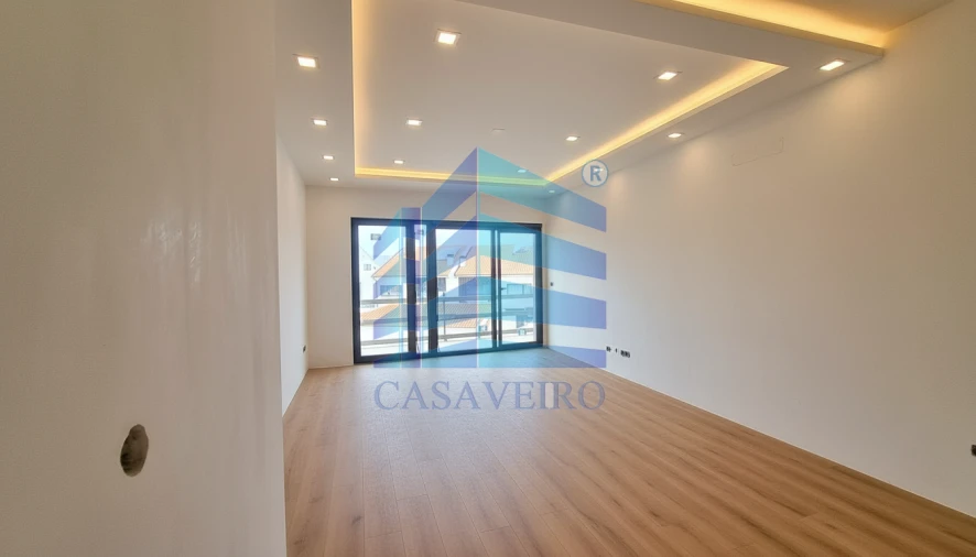 Apartamento T3 para Venda em Aradas Foto 2