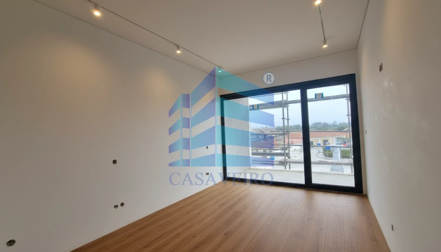 Apartamento T3 para Venda em Aradas Foto 8