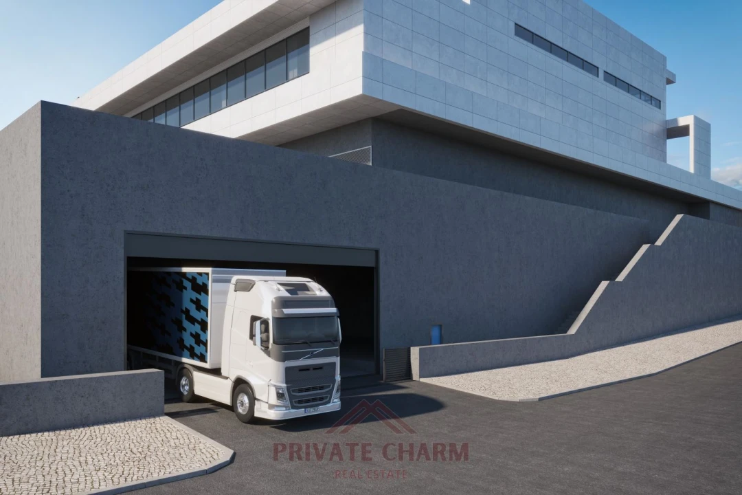 Loja para Arrendamento em Sacavém e Prior Velho Foto 4