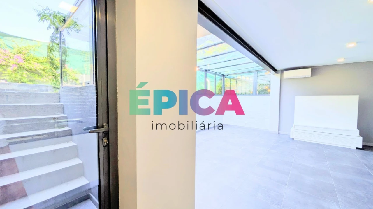 Moradia T8 para Venda em Carnaxide e Queijas Foto 19