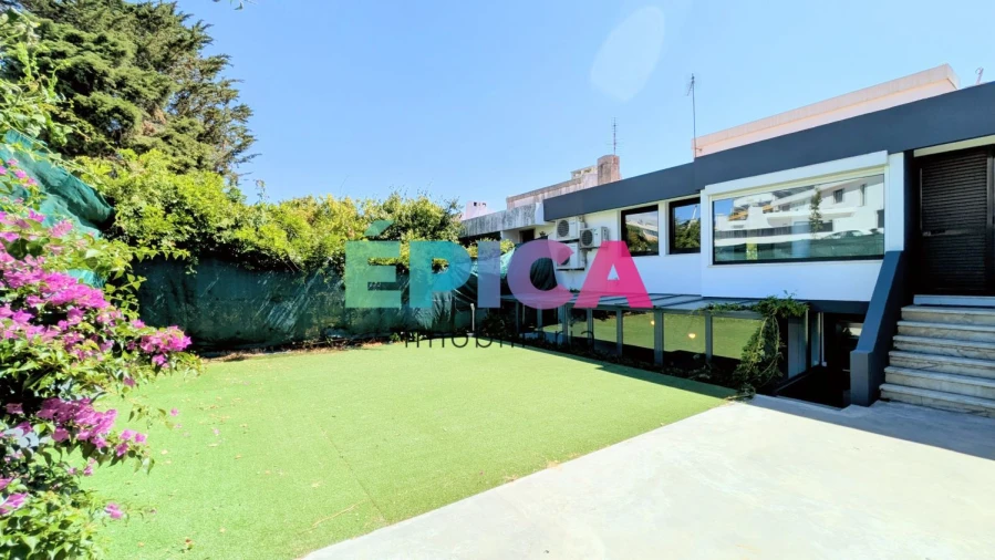 Moradia T8 para Venda em Carnaxide e Queijas Foto 14