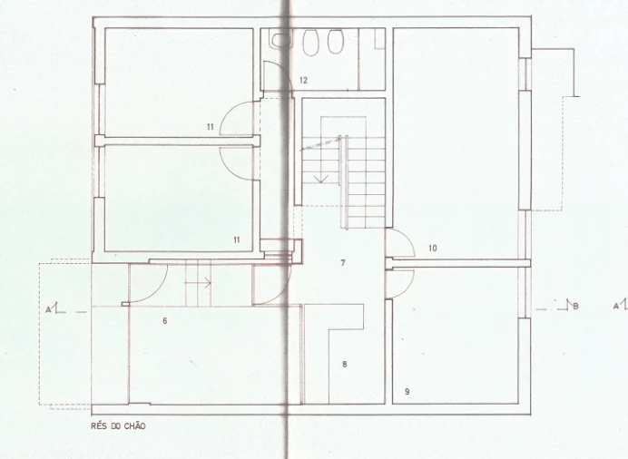 Moradia T8 para Venda em Carnaxide e Queijas Foto 80