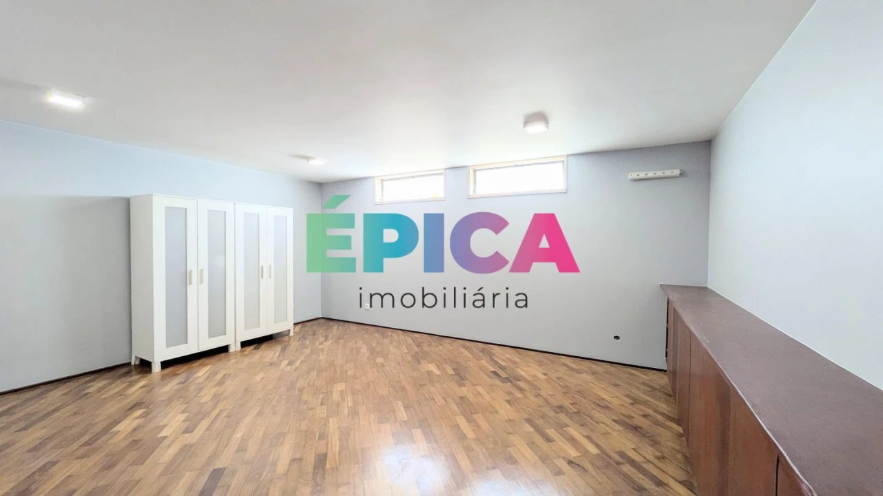 Moradia T8 para Venda em Carnaxide e Queijas Foto 63