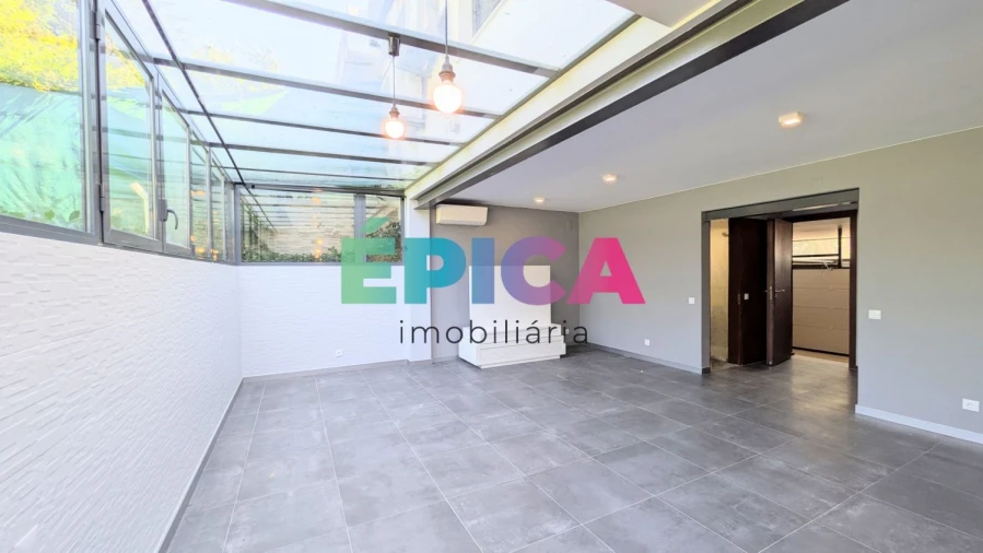 Moradia T8 para Venda em Alfragide Foto 31