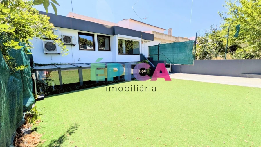 Moradia T8 para Venda em Alfragide Foto 10