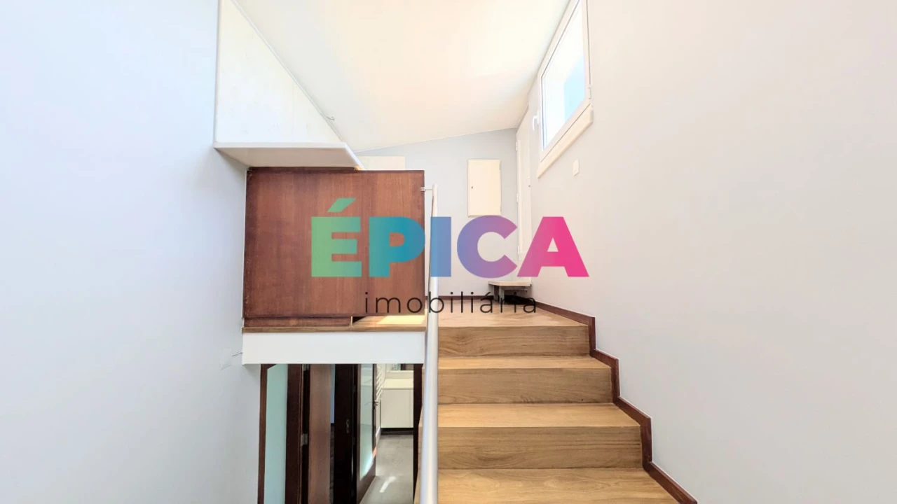 Moradia T8 para Venda em Alfragide Foto 49