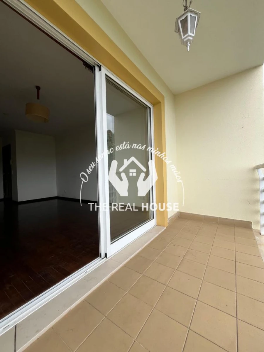 Apartamento T2 para Venda em Camara de Lobos Foto 10