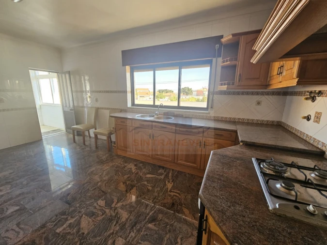 Apartamento T4 para Venda em Gaio-Rosário e Sarilhos Pequenos Foto 10