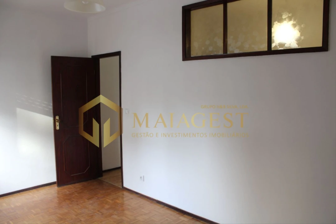 Apartamento T2 para Arrendamento em Mafamude e Vilar do Paraíso Foto 11