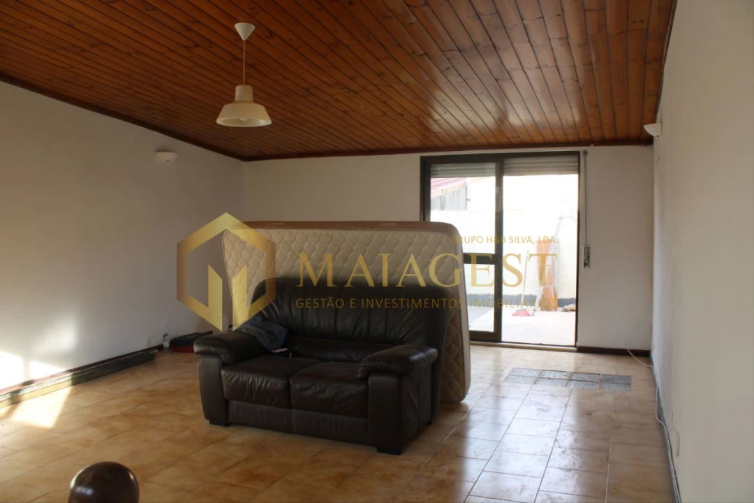 Apartamento T2 para Arrendamento em Mafamude e Vilar do Paraíso Foto 14