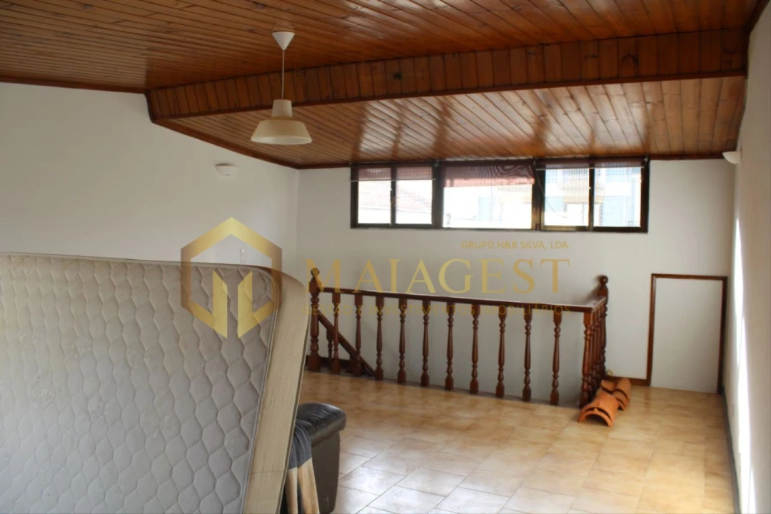 Apartamento T2 para Arrendamento em Mafamude e Vilar do Paraíso Foto 15