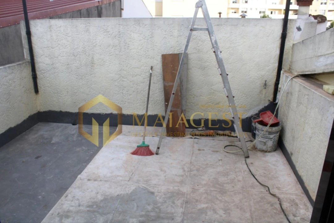 Apartamento T2 para Arrendamento em Mafamude e Vilar do Paraíso Foto 17