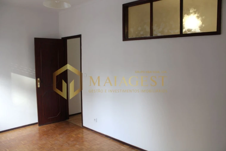 Apartamento T2 para Arrendamento em Mafamude e Vilar do Paraíso Foto 11