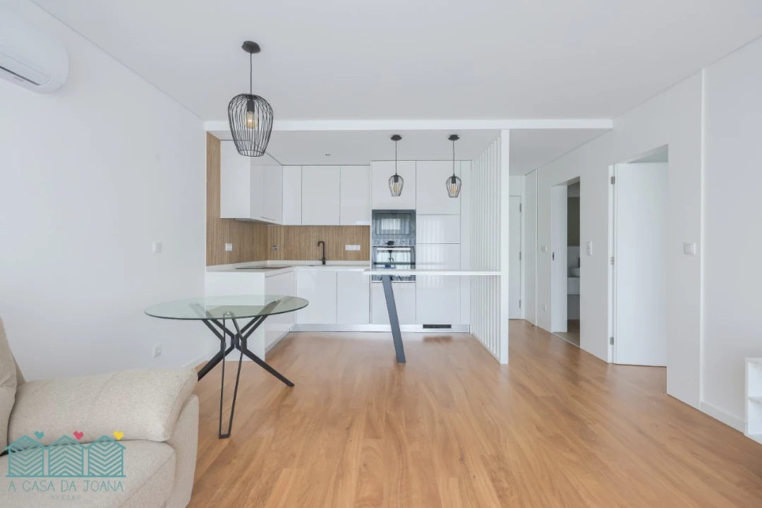 Apartamento T1 para Arrendamento em Glória e Vera Cruz Foto 1