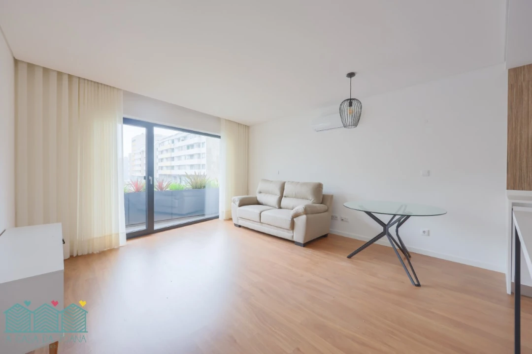 Apartamento T1 para Arrendamento em Glória e Vera Cruz Foto 8