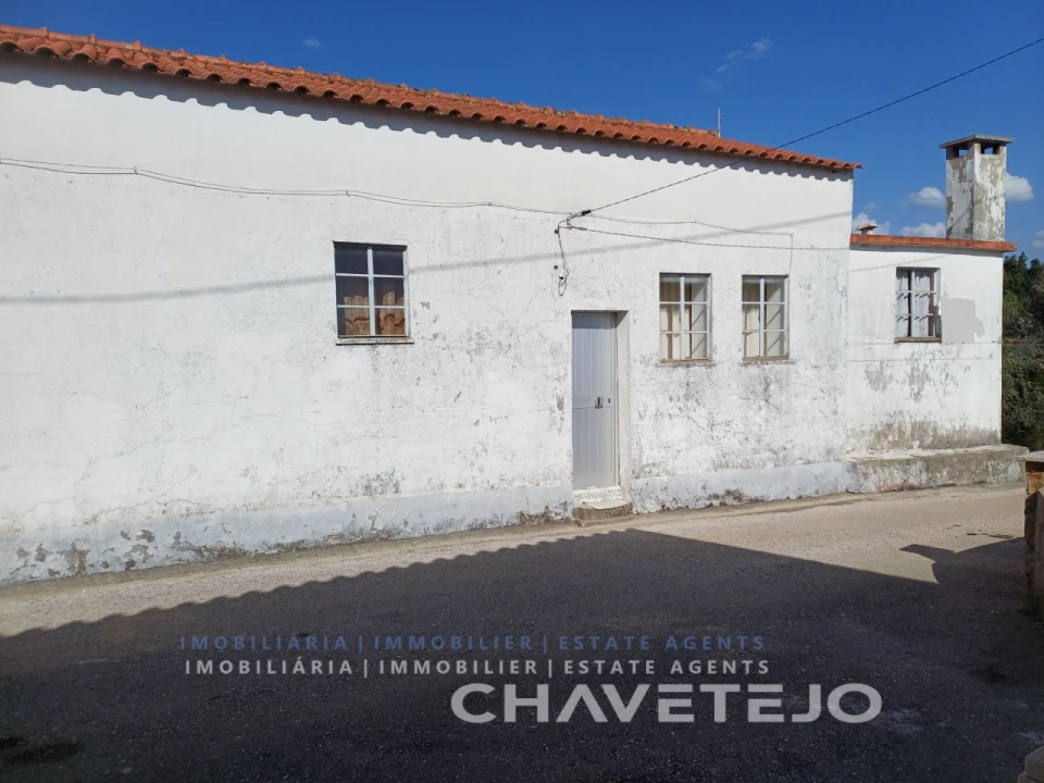 Moradia T2 para Venda em Cernache do Bonjardim, Nesperal e Palhais Foto 3