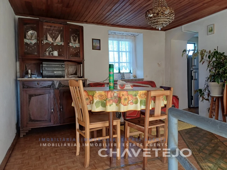 Moradia T2 para Venda em Cernache do Bonjardim, Nesperal e Palhais Foto 9