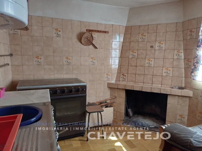 Moradia T2 para Venda em Cernache do Bonjardim, Nesperal e Palhais Foto 17