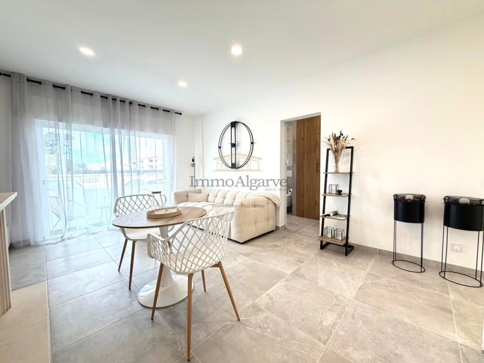 Apartamento T1 para Venda em Albufeira e Olhos de Água Foto 12