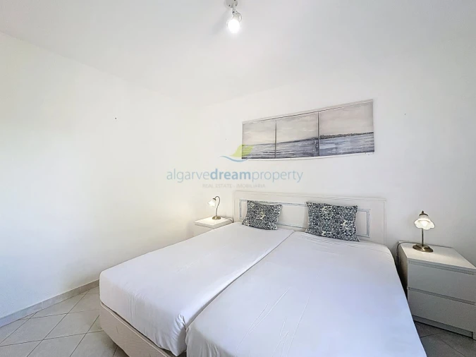 Apartamento T2 para Venda em Albufeira e Olhos de Água Foto 27