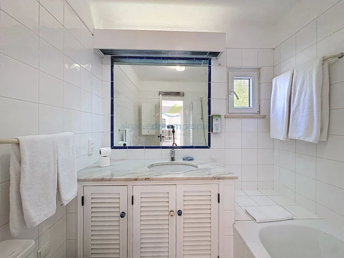 Apartamento T2 para Venda em Albufeira e Olhos de Água Foto 29