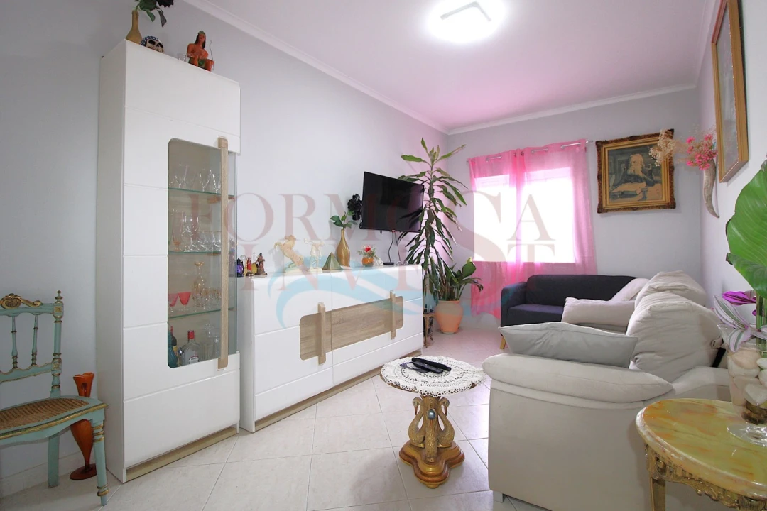 Apartamento T2 para Venda em Moncarapacho e Fuseta Foto 1