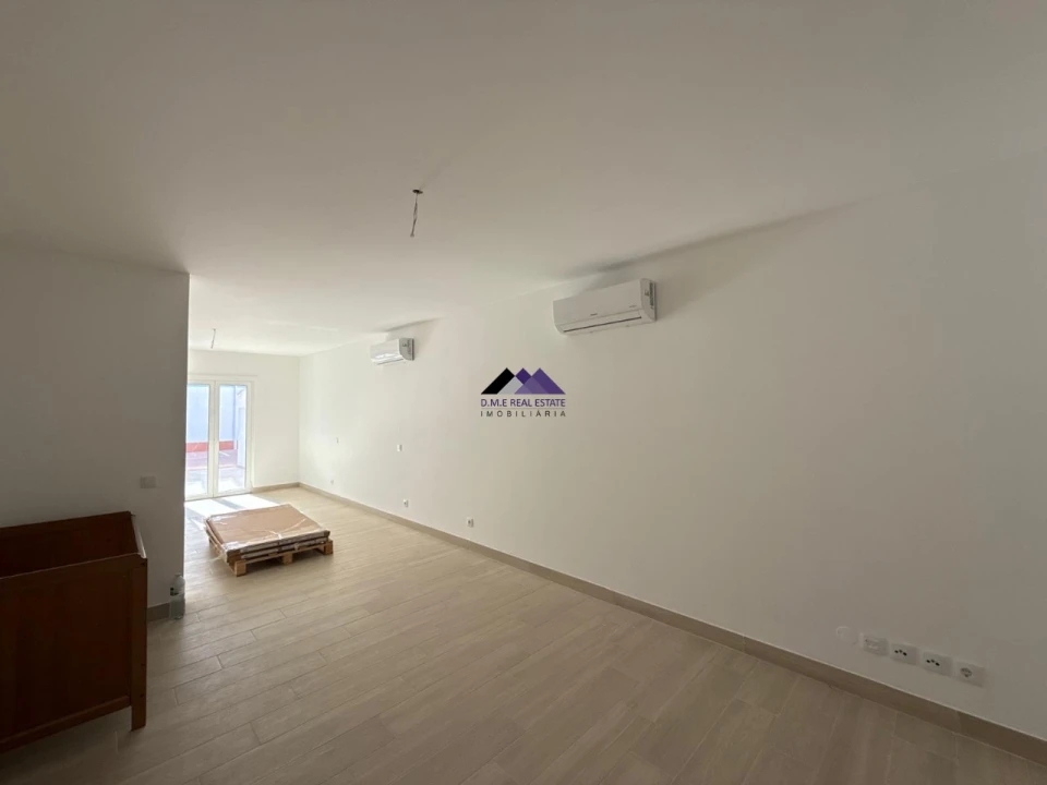 Moradia T4 para Venda em Vila Nova de Cacela Foto 8