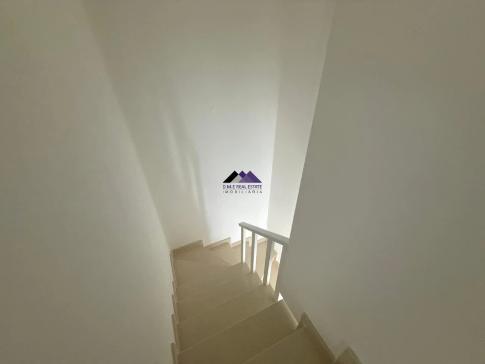 Moradia T4 para Venda em Vila Nova de Cacela Foto 16