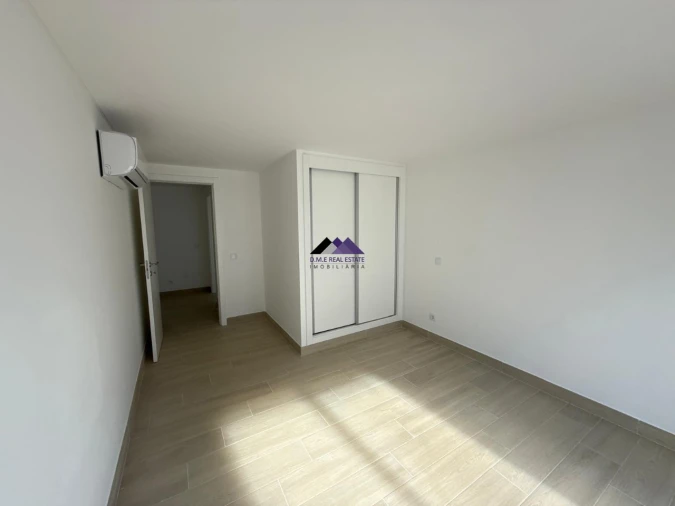 Moradia T4 para Venda em Vila Nova de Cacela Foto 19