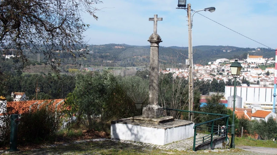 Moradia T3 para Venda em Santa Margarida da Coutada Foto 7