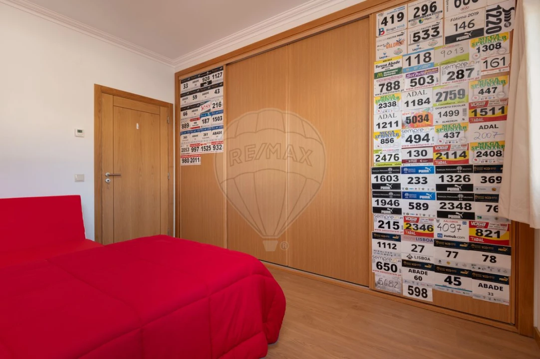 Moradia T3 para Venda em Foz do Arelho Foto 18