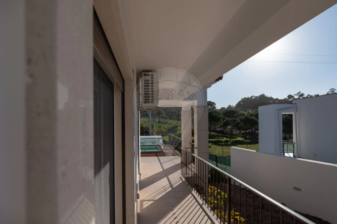 Moradia T3 para Venda em Foz do Arelho Foto 26