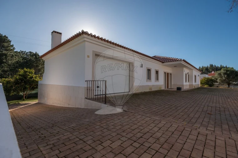 Moradia T3 para Venda em Foz do Arelho Foto 1