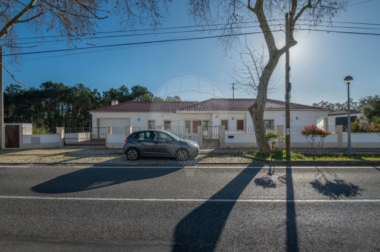 Moradia T3 para Venda em Foz do Arelho Foto 8