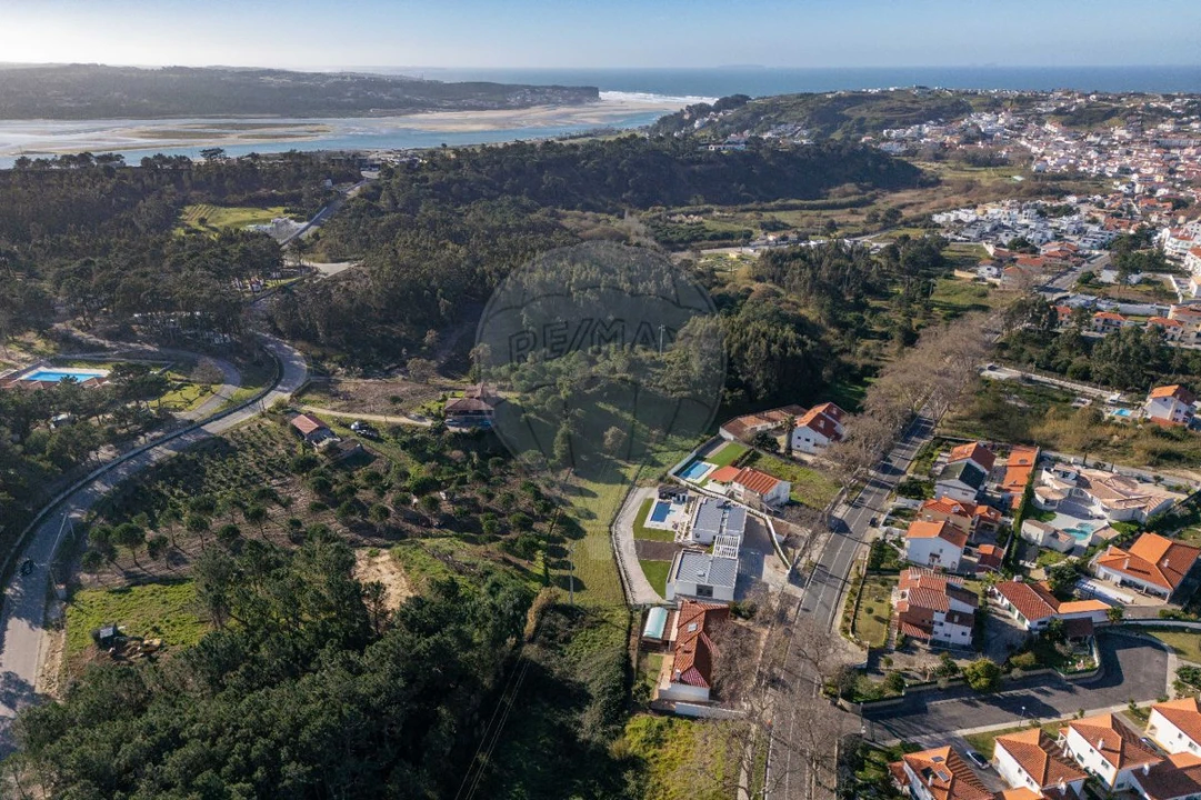 Moradia T3 para Venda em Foz do Arelho Foto 3