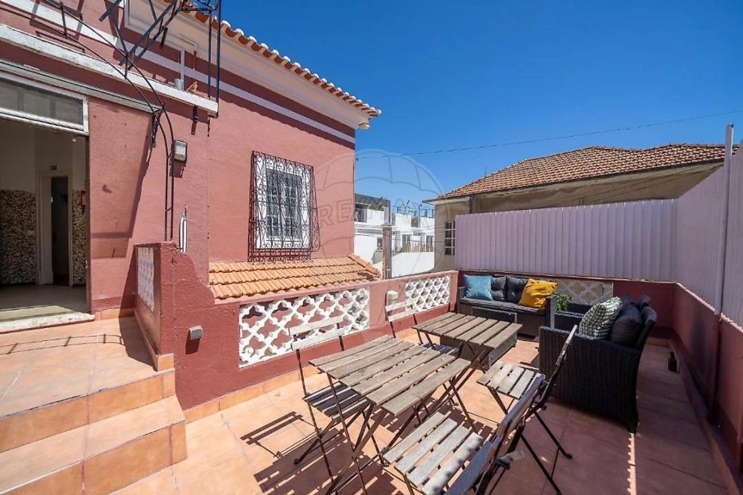 Moradia T11 para Venda em Caparica e Trafaria Foto 46