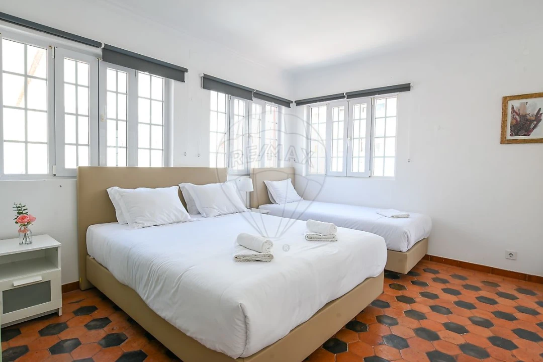 Moradia T11 para Venda em Caparica e Trafaria Foto 24