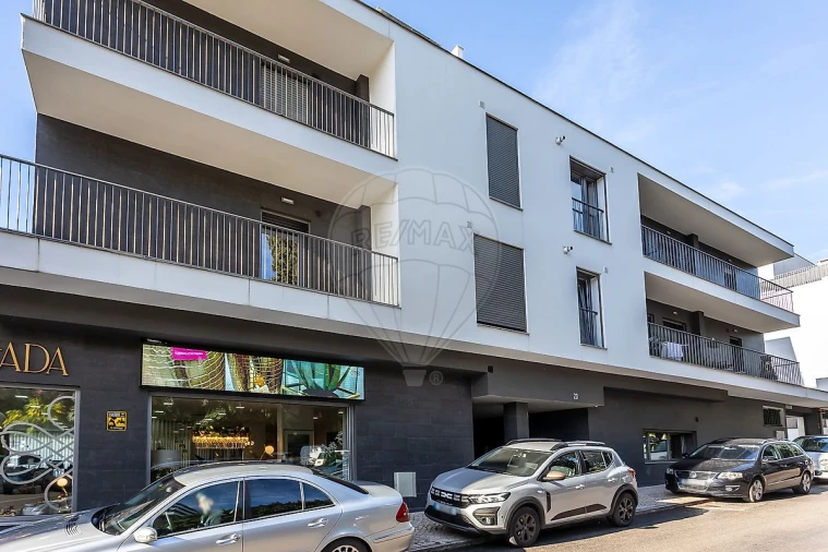 Apartamento T2 para Venda em Ramada e Caneças Foto 5