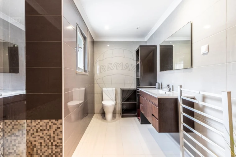 Moradia T3 para Venda em A dos Cunhados e Maceira Foto 17