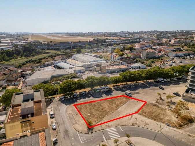 Terreno para Venda em Camarate, Unhos e Apelação Foto 3