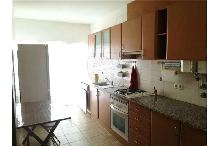 Apartamento T1 para Arrendamento em Ílhavo (São Salvador) Foto 5