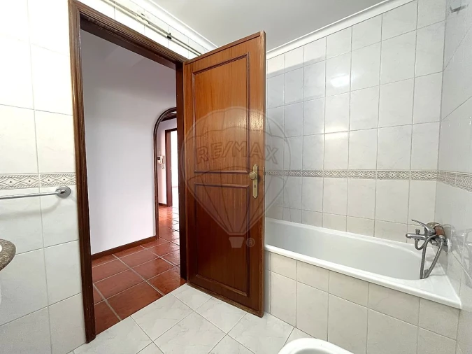 Apartamento T2 para Arrendamento em Glória e Vera Cruz Foto 14