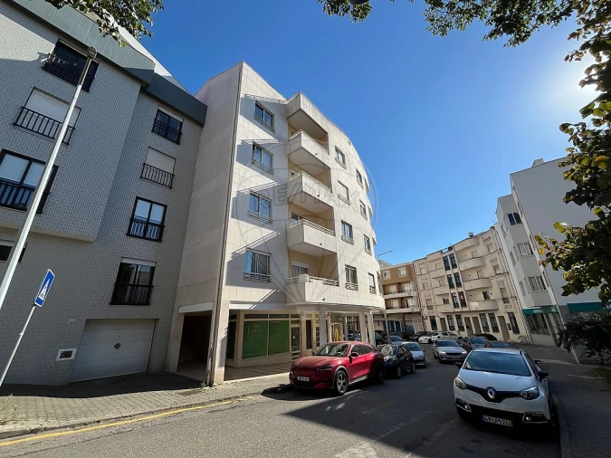 Apartamento T2 para Arrendamento em Glória e Vera Cruz Foto 19