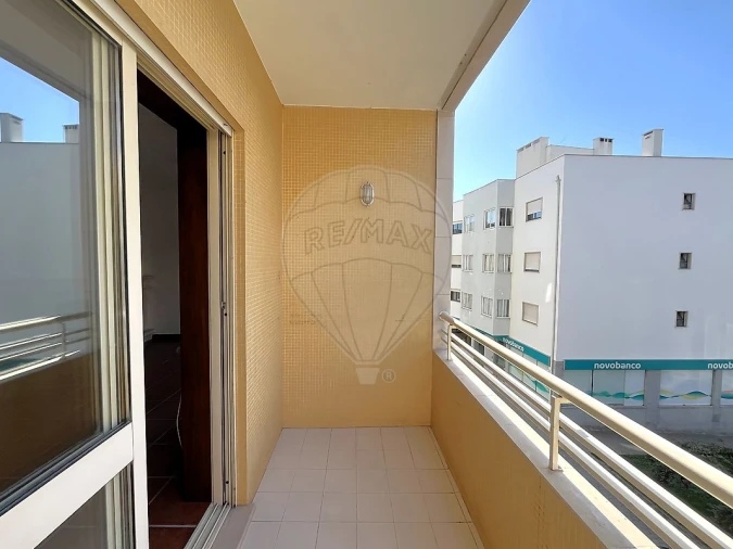 Apartamento T2 para Arrendamento em Glória e Vera Cruz Foto 8